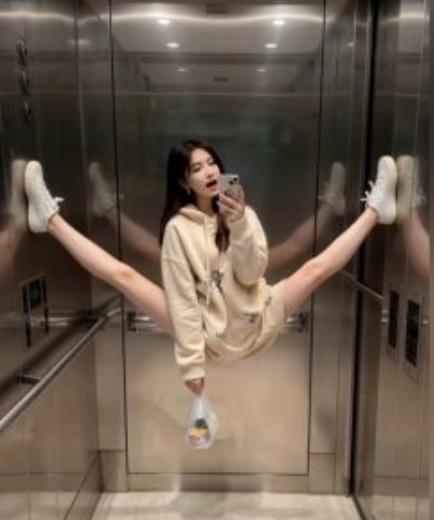 AI生成电梯一字马美女制作教程，条条流量上万，别再在外面被割韭菜了，全流程实操_微雨项目网